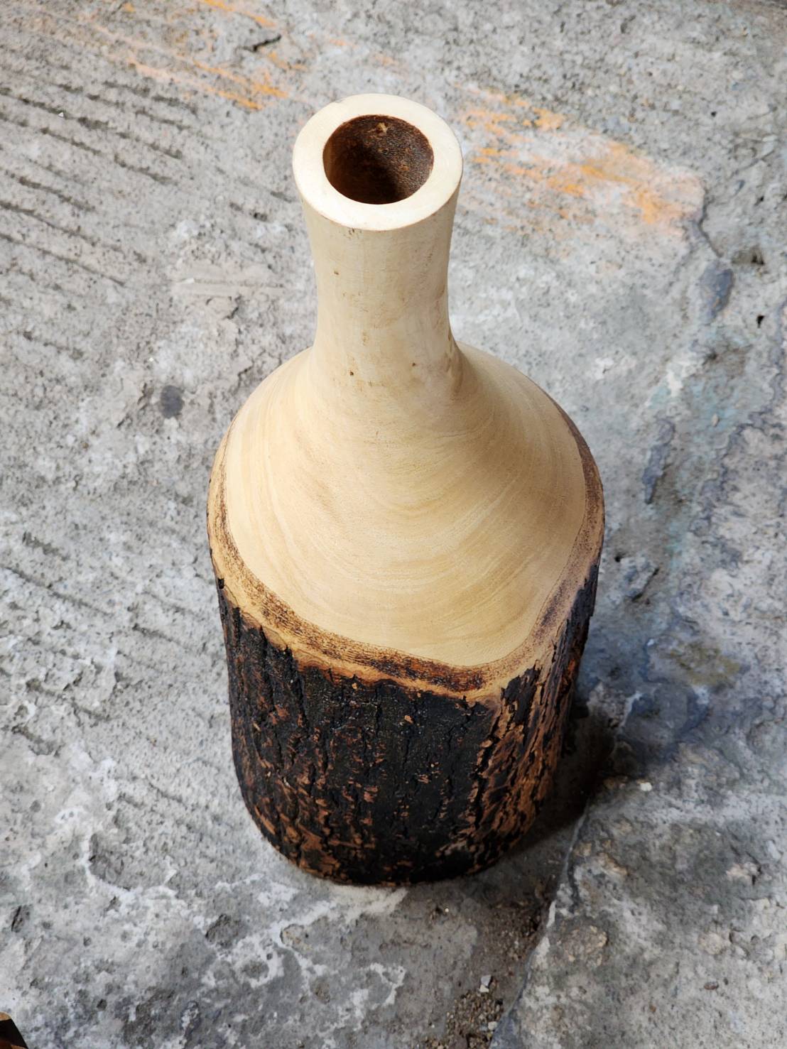 OYOMango Vase 6x14"