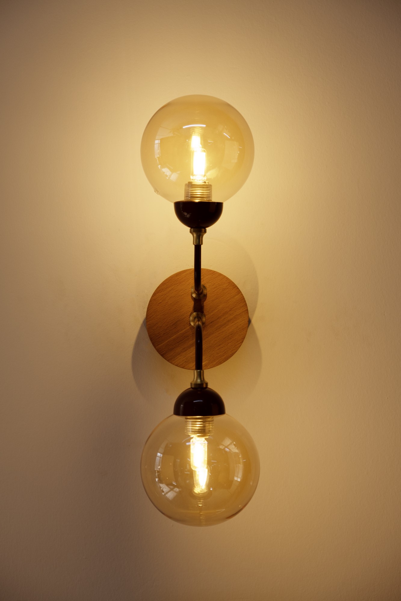Burgundy Wall lamp MO8930